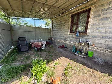 Продажа дачи: Продается дача в 14 км от Канта. За селом Интернациональное. Дача — 5