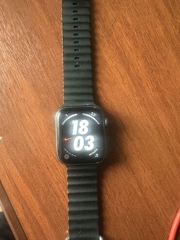 Apple Watch: Подаю часы Apple Watch 4 серия 44 мм НАЙК + состояние хорошее или