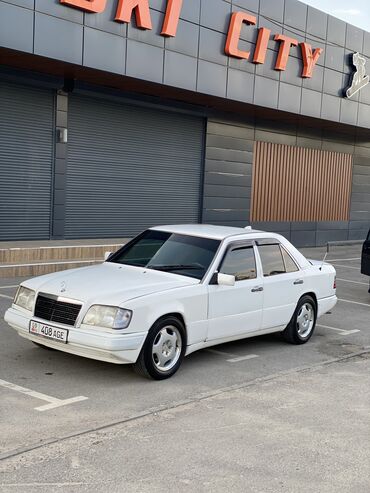 Mercedes-Benz: Mercedes-Benz E-Class: 1993 г., 2 л, Механика, Бензин, Седан — 5