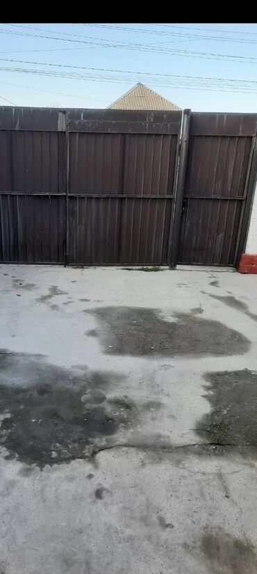 чалдовар дом: 60 кв. м, 3 бөлмө, Унаа токтотуучу жай, Сарай, Забор, тосулган