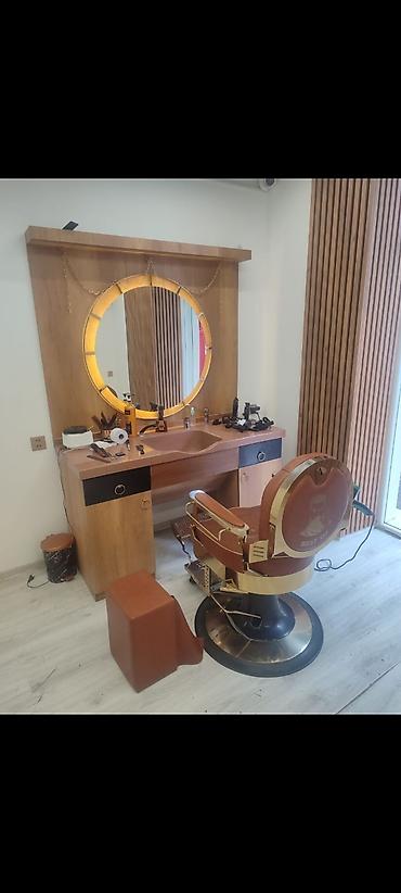 Salon, tibbi mebel dəsti: Peşəkar bərbər/kisə salonu üçün tam iş stansiyası Gəncə şəhərində — 1