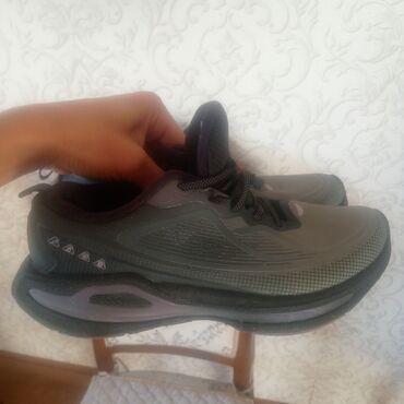 для обувь: Мужские кроссовки, 39, Б/у, цвет - Серый, Самовывоз