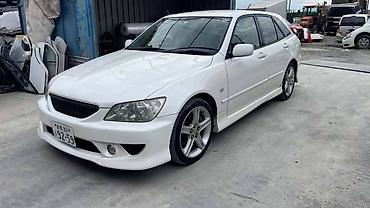 lexus altezza: Крыло Переднее правое Toyota, 2003 г., Б/у, Оригинал — 3