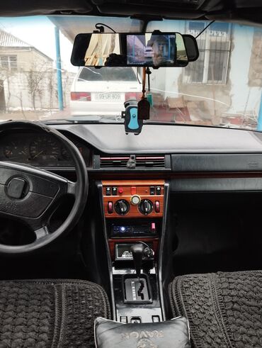 Mercedes-Benz: Mercedes-Benz 300: 3 l | 1991 il Sedan -da lalafo.az — 14 Mercedes-Benz: Mercedes-Benz 300: 3 l | 1991 il Sedan — 14