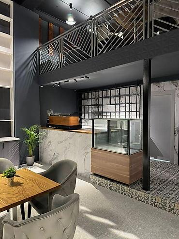tap az kiraye evler insaatcilar: Satılır obyekt 125 m², Ağ şəhər q. 1 500 000 AZN 125 m² Sahə Təmir 🏢 — 2