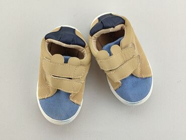 wysokie biale buty: Buciki niemowlęce, 21, stan - Bardzo dobry
