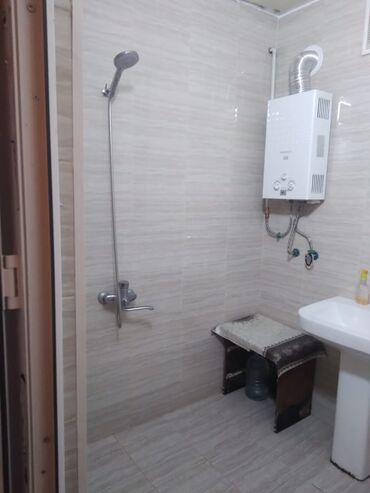 Uzunmüddətli kirayə mənzillər: KİRAYƏ VERİLİR. Bakixanov (Razin),1 otaq-2 otaqa — 10