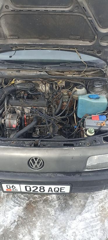 Volkswagen: Volkswagen Passat: 1992 г., 1.8 л, Механика, Бензин, Универсал — 7