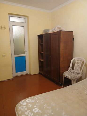 Günlük kirayə mənzillər: 20 yanvarın üsdü opşi həyətdə 2 otaqlı ev kamunal qarışıq 240 azn 2