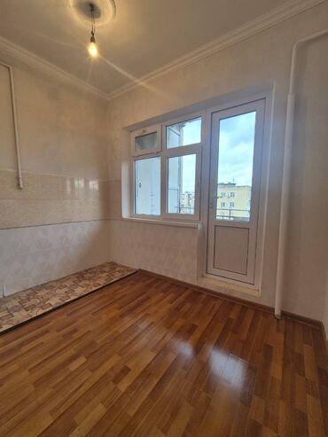 Köhnə tikili: Bakı, 4 otaqlı, Köhnə tikili, 100 kv. m -da lalafo.az — 15 Köhnə tikili: Bakı, 4 otaqlı, Köhnə tikili, 100 kv. m — 15