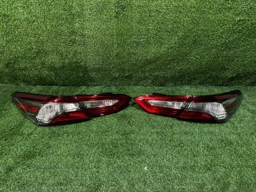 дополнительный свет: Задние фонари (комплект 4 части) для седана Toyota Camry V70/V70.5 —