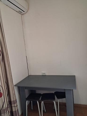 Долгосрочная аренда комнат: Сдается 1 комнатная квартира со всеми удобствами. Район:Нижний Джал — 2