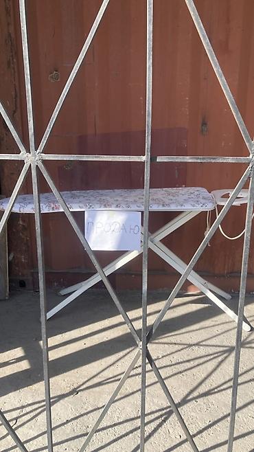 Гладильные доски: Гладильная доска с выдвижной подставкой под утюг - Прочная стальная — 4