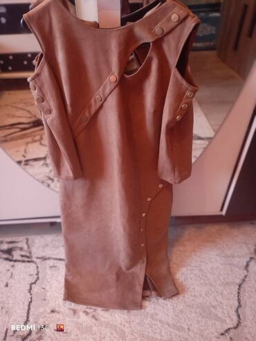 Köynək və bluzalar: 2 ci əl paltarlar var isdiyen vasap yasın — 11