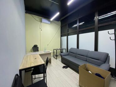 бишкек аренда места: Сдаю Офис, 18 м², В жилом комплексе, С отдельной кухней, С отдельным входом