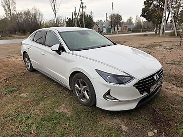 corolla 2022: Hyundai Sonata: 2019 г., 2 л, Автомат, Газ, Седан — 2