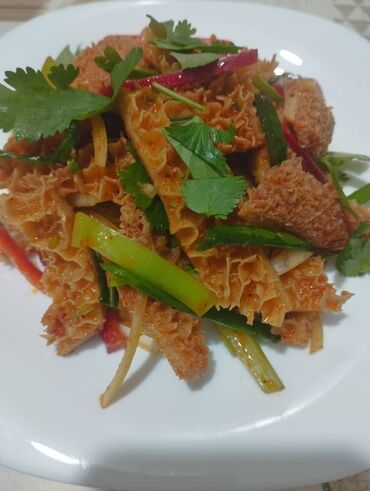 Другие услуги: Сунде -традиционная Корейская кровяная колбаса . Всегда — 9