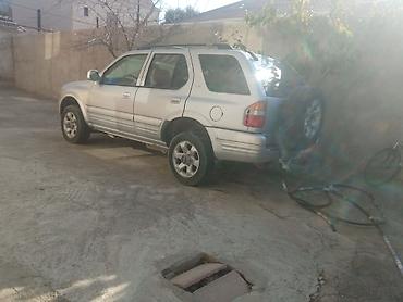1.9 dizel motor: Isuzu Rodeo/Amigo (təxmini 1998–2002 buraxılışı) SUV - Kuzov: 5 — 4