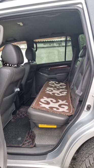 крузак 200 цена: Toyota Land Cruiser Prado 120, серебристый кузов, 5‑дверный