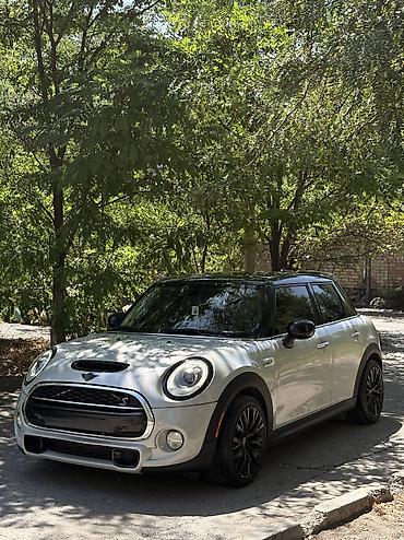 Mini: Mini Cooper S: 2017 г., 2 л, Механика, Бензин, Хэтчбэк — 2