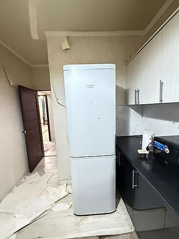 тень для аристон: Холодильник Hotpoint-Ariston, двухкамерный, белый цвет. - — 2