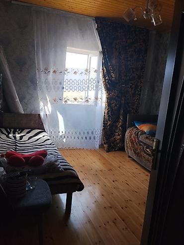 şirvanda satilan evler 2024: 2 otaqlı, 52 kv. m, Kredit yoxdur, Orta təmir — 10