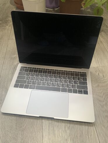 купить компьютер core i9: Ноутбук, Apple, 8 ГБ ОЭТ, Intel Core i5, 13.3 ", Жумуш, окуу үчүн, эс тутум SSD