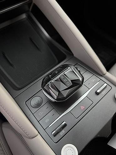 FAW: FAW : 2024 г., Автомат, Электромобиль, Кроссовер — 10