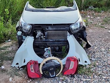 210 разбор: Разбор Kia (оригинальные детали) В наличии с автомобиля: - Передние — 1
