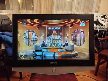 Televizori: Samsung televizor lcd tv.
Isproban samo preko skarta i hdmi kabla na lalafo.rs — 14 Televizori: Samsung televizor lcd tv.
Isproban samo preko skarta i hdmi kabla — 14