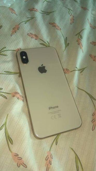 Apple iPhone: IPhone Xs, Б/у, 64 ГБ, Rose Gold, Зарядное устройство, Защитное стекло, Чехол, 76 %