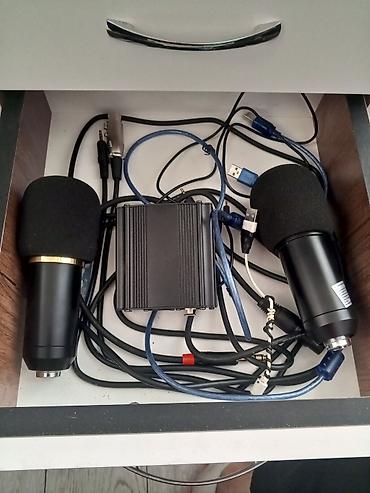 mikrofon karaoke: Teze İki ədəd studiya mikrofon və aksesuar dəsti - Dəst tərkibi: 2 — 1