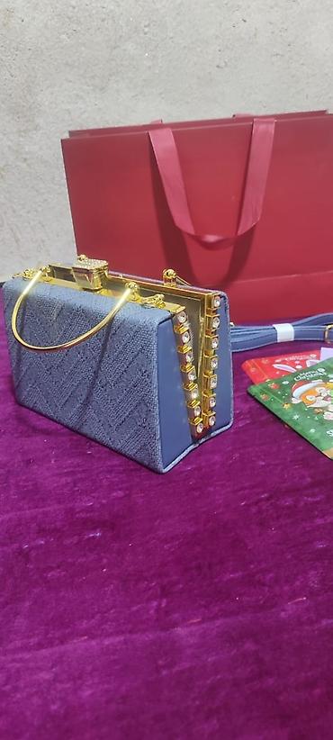 Клатчи: Мини-сумка-клатч с украшенной рамкой - Цвет: серо-голубой - Формат — 8