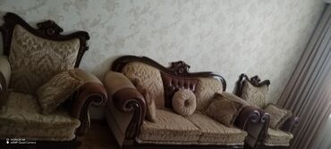 metbex ustolu: Di̇van-kravat, İşlənmiş, Açılmayan, Bazasız, Parça