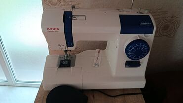 avtomobil maqnitafonu: Toyota JEANS seriyalı tikiş maşını - Ergonomik dizayn - Ön paneldə