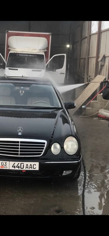 часы с датам: Mercedes-Benz E 240: 2000 г., 2.4 л, Автомат, Бензин, Седан