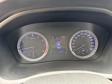 Hyundai: Hyundai Sonata: 2018 г., 2 л, Автомат, Газ, Седан — 10