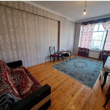 Uzunmüddətli kirayə mənzillər: 2 otaqlı mənzil – tam mebellə və texnika ilə Plan: - Geniş yataq — 10