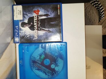 PS4 (Sony Playstation 4): Sony PlayStation 4 Slim modeli qara rəngdədir.1 Tb Əla vəziyyətdədir — 12