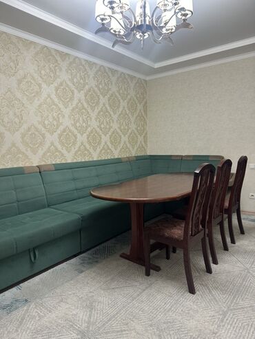 угловой диван из кожзаменителя: Зал үчүн гарнитур, Колдонулган, Отургуч, Диван, Үстөл, Кездеме, Өзү алып кетүү