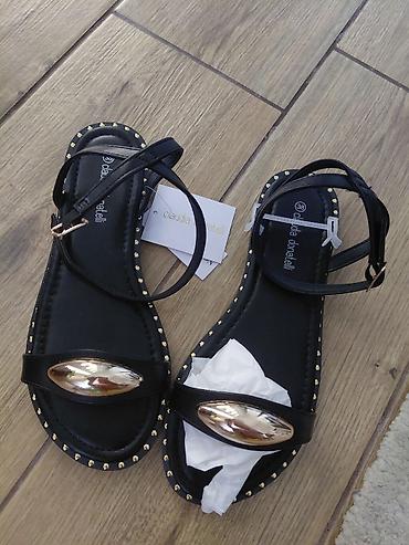 guess 39: Nove sandale,velicina 38 — 1