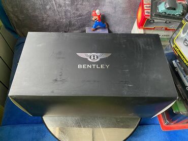 Avtomobil modelləri: Коллекционная модель Bentley Flying Spur W12 Diamond Black 2012 — 2