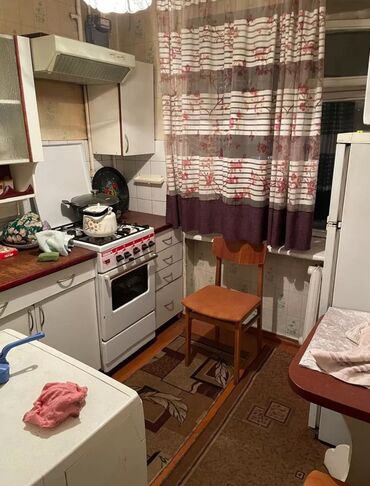 Продажа домов: 3 комнаты, 53 м², Хрущевка, 3 этаж, Косметический ремонт