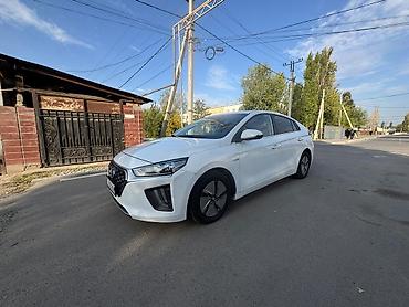 Hyundai Ioniq: 2019 г., 1.6 л, Автомат, Гибрид, Седан