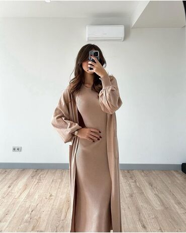 кофта для кормящих: Трикотажный комплект: платье миди + кардиган - Состав: мягкий