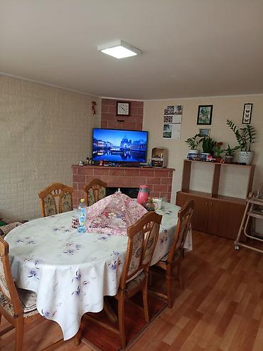 Продажа коттеджей и домов: 🏡 Продаётся двухэтажный кирпичный дом в п. Манас 📍 Недалеко от — 30