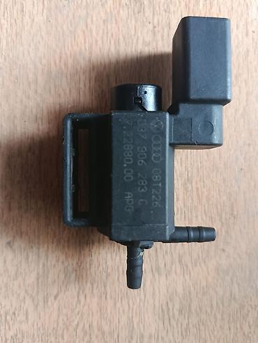 Коллекторы: Коллектор Audi Б/у, Оригинал — 17