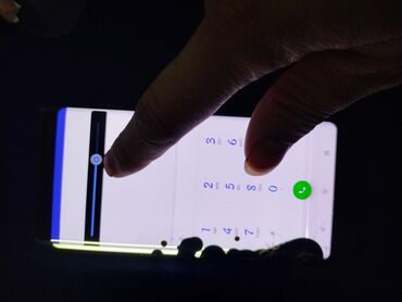 Другие мобильные телефоны: Смартфон с изогнутым AMOLED‑дисплеем и разъёмом USB‑C. Особенности: - — 10