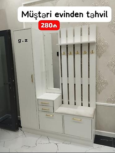 șkaf: Dəhliz üçün çoxfunksiyalı dəst – ağ rəngdə, qızılı tutacaqlarla — 1