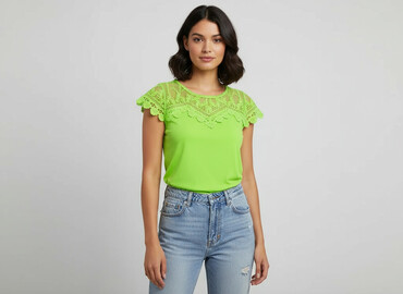bluzy z cyrkoniami: Women's blouse, size S